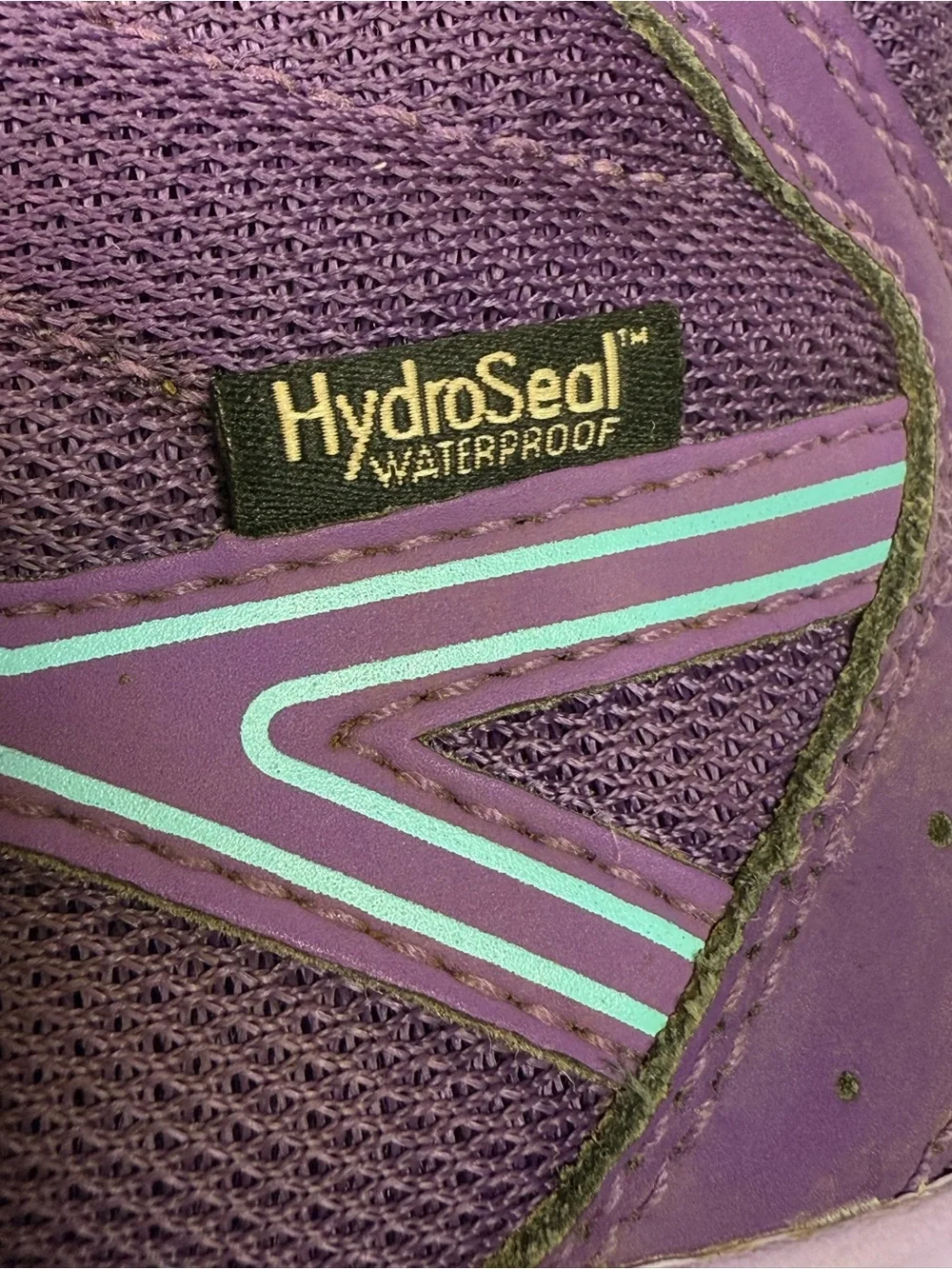The North Face Waterproof Hydroseal Big Girl Hiking Sneakers Size 3 Shoes